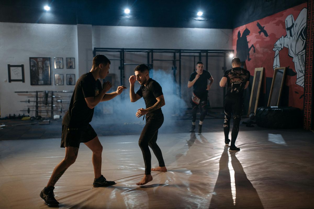 C’est quoi le MMA : comprendre ce sport de combat complet