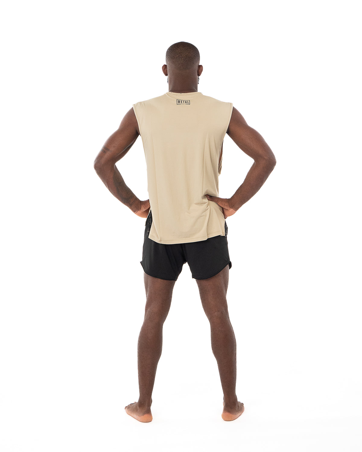 OVERSIZED TRAINING TANK DESERT STORM