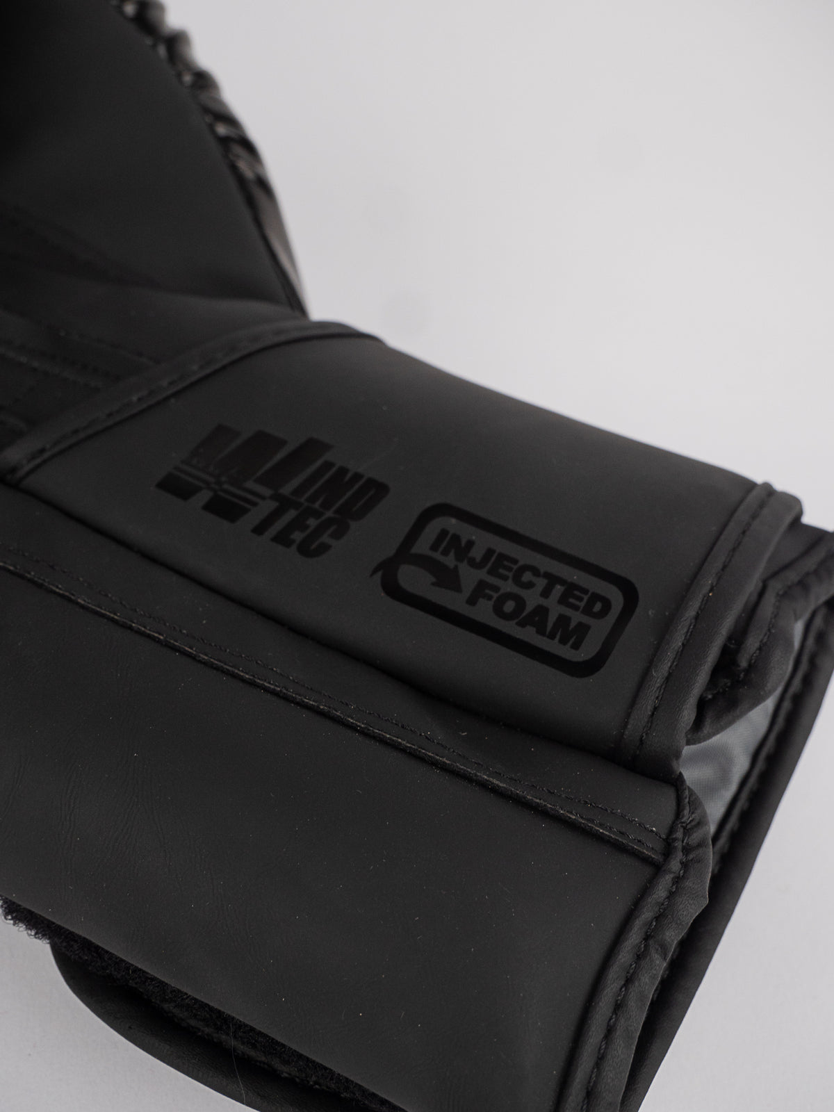 BLADE BLACK IS BLACK BOXING GLOVES