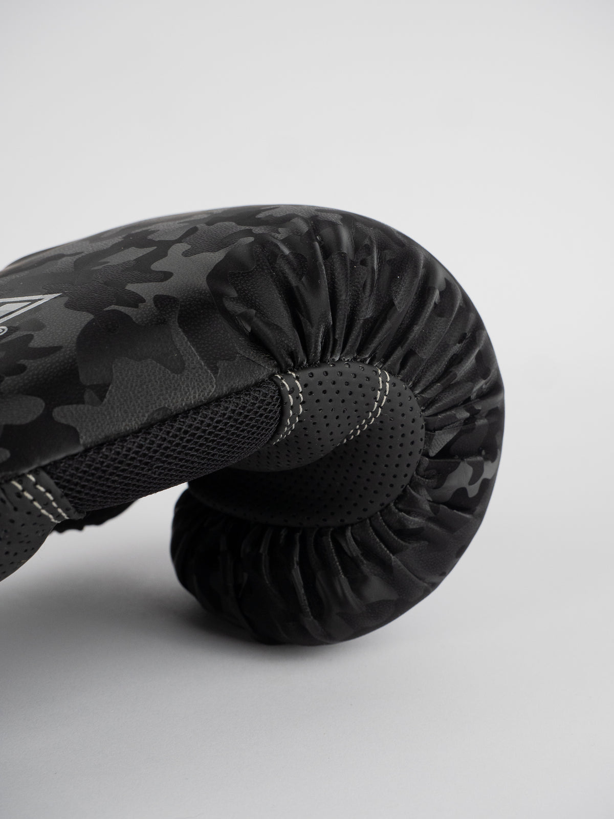 MIRROR BOXING GLOVES