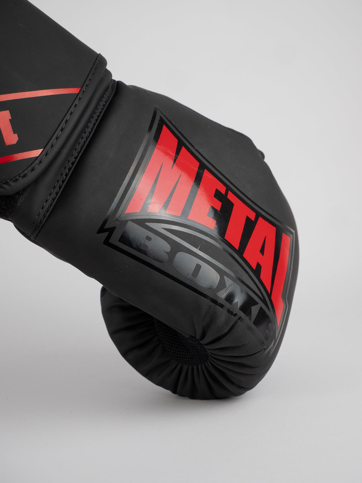 STARTER BLACK RED BOXING GLOVES