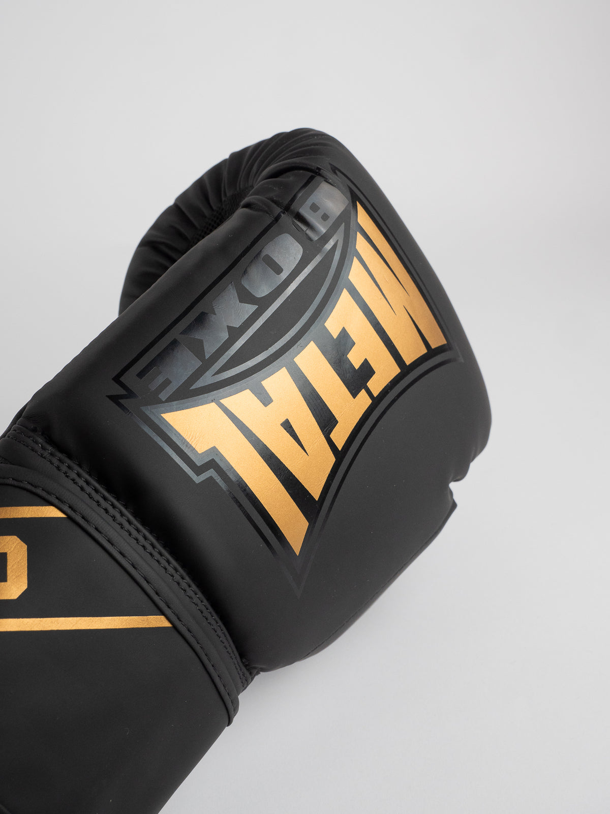 STARTER BLACK GOLD BOXING GLOVES