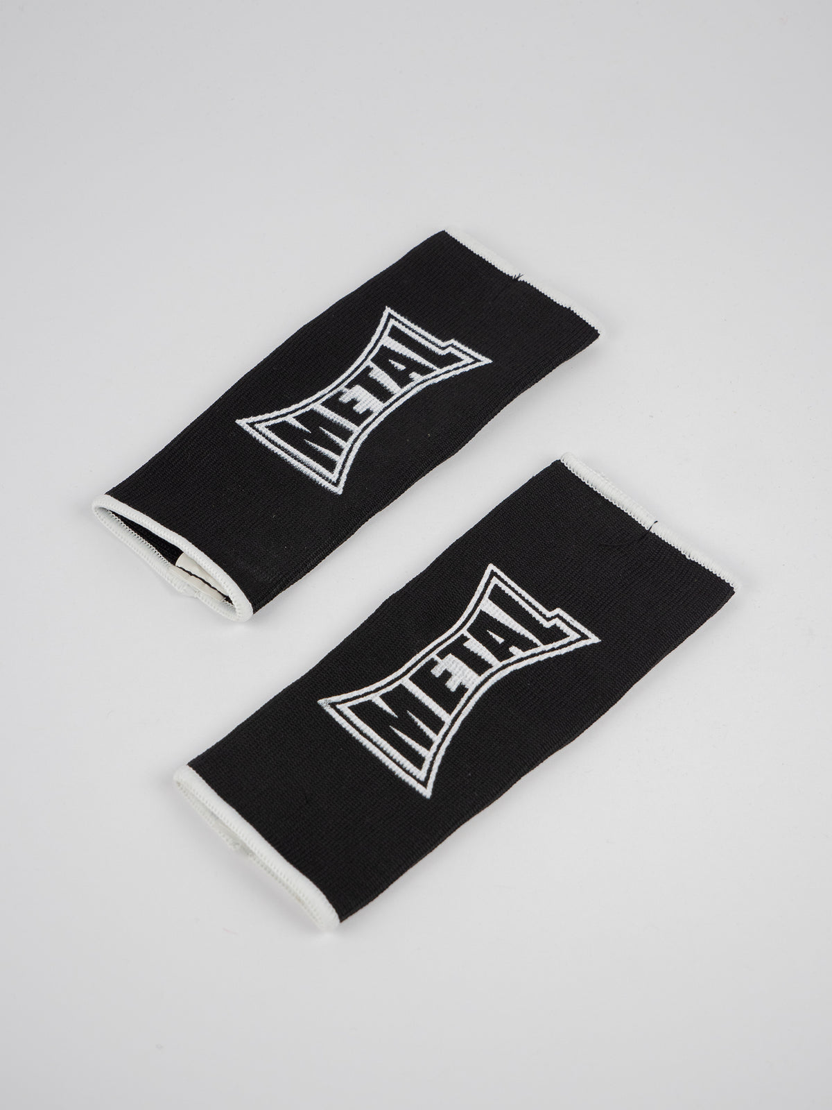 BLACK UNDERGLOVE MITT