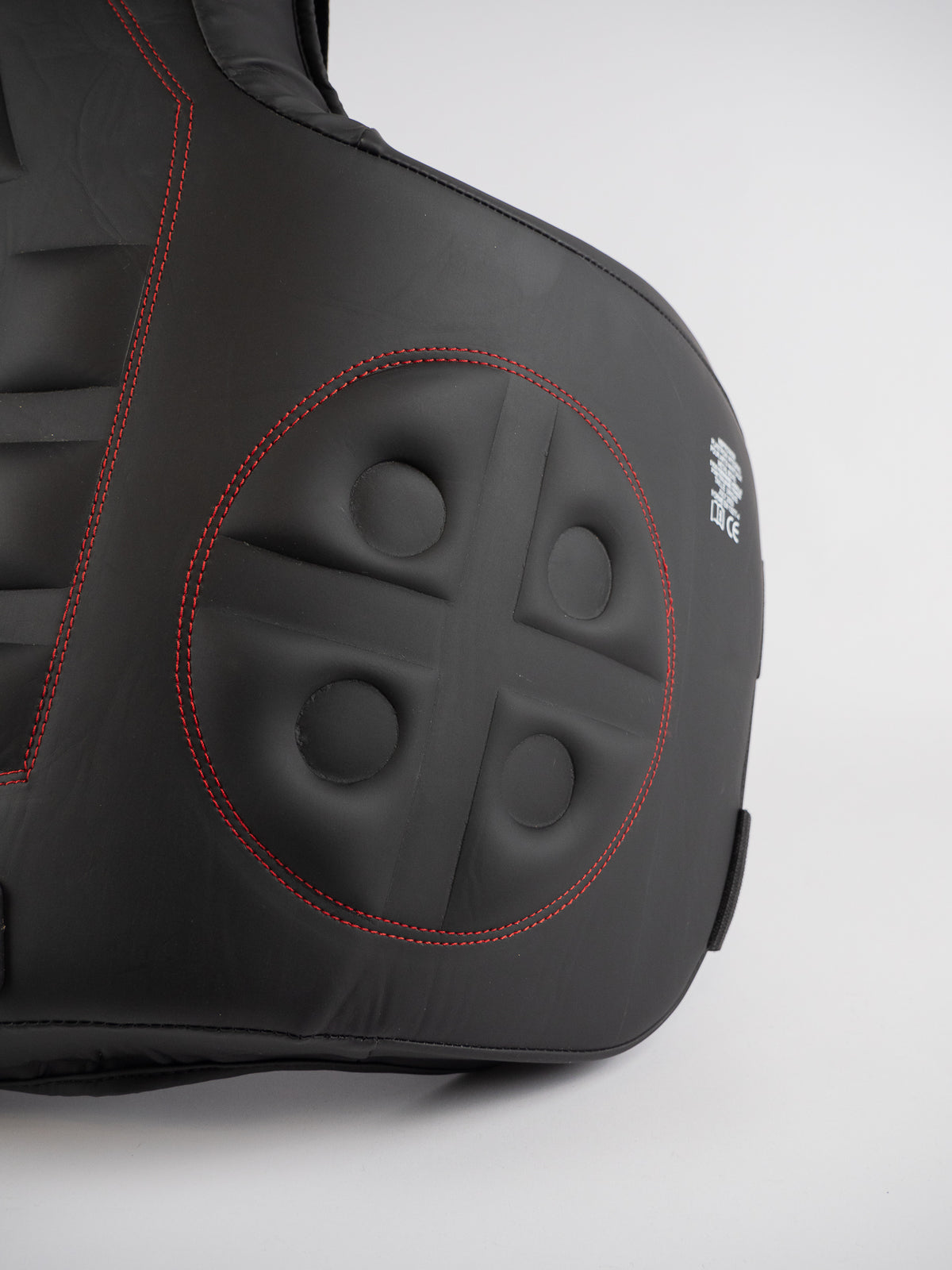 INTEGRAL SPARRING CHEST
