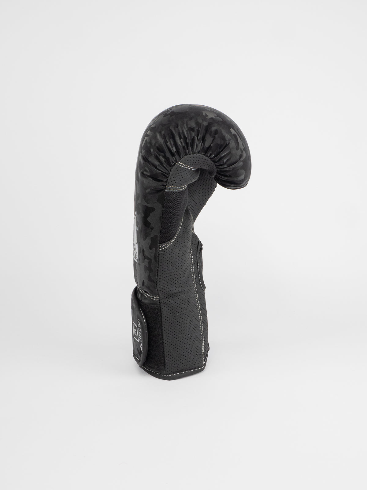 MIRROR BOXING GLOVES