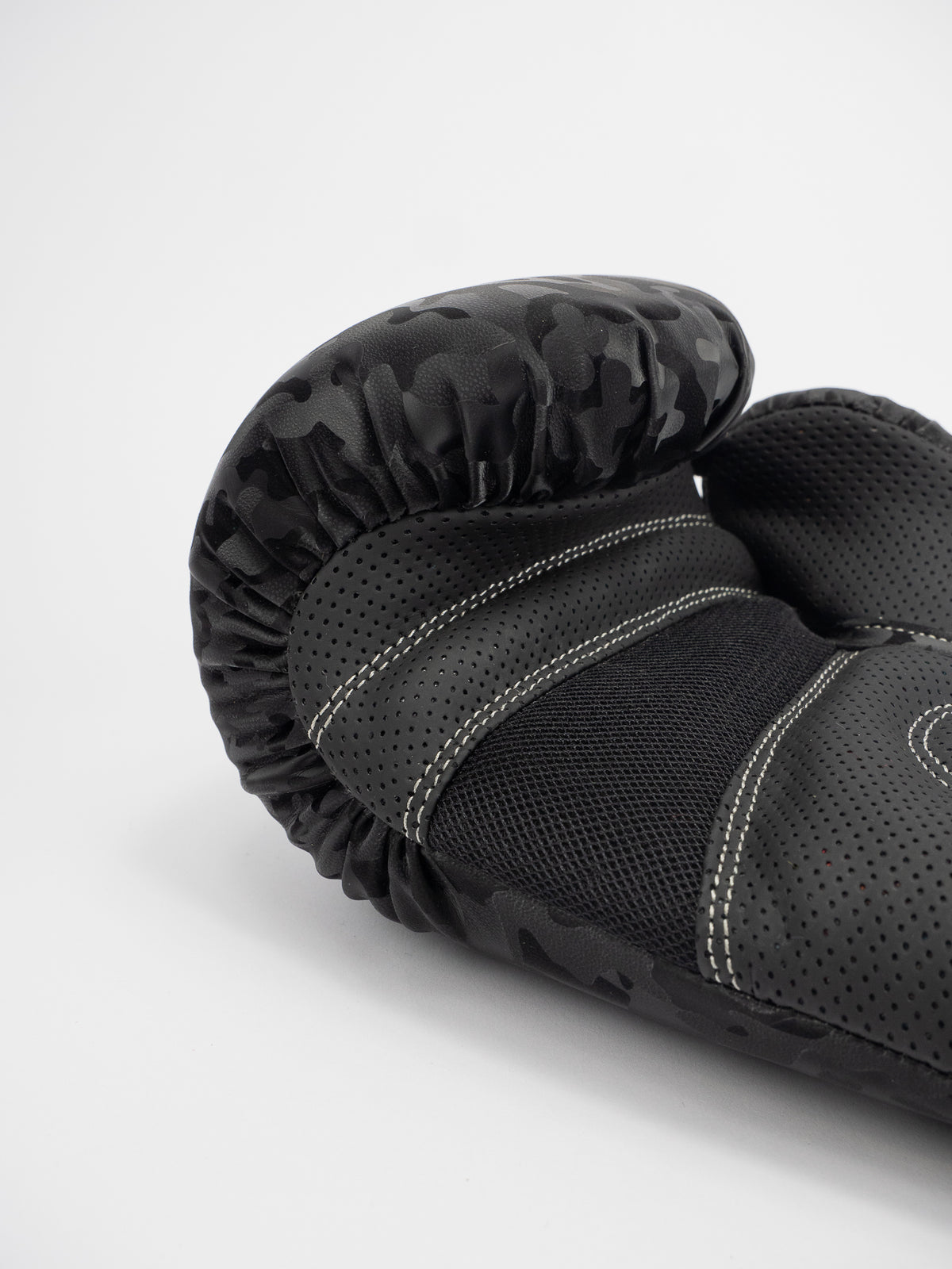MIRROR BOXING GLOVES