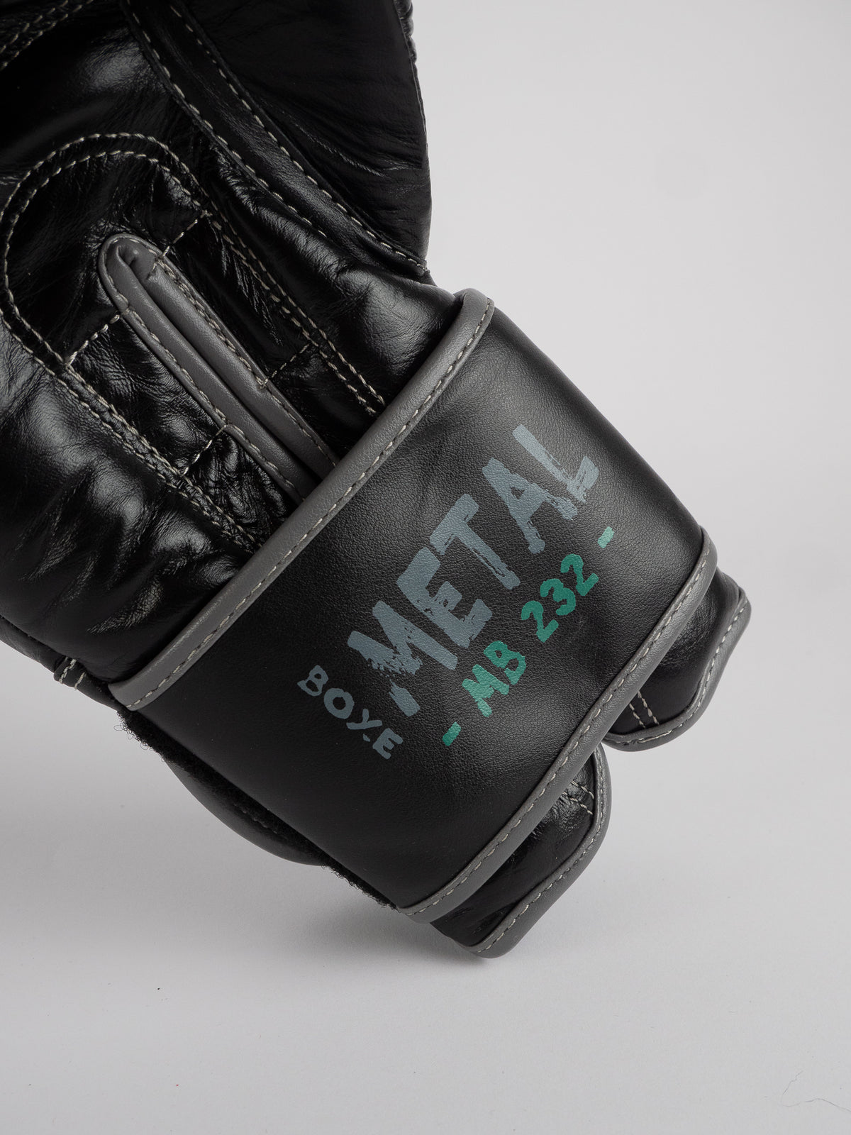 HERACLES LEATHER BOXING GLOVES