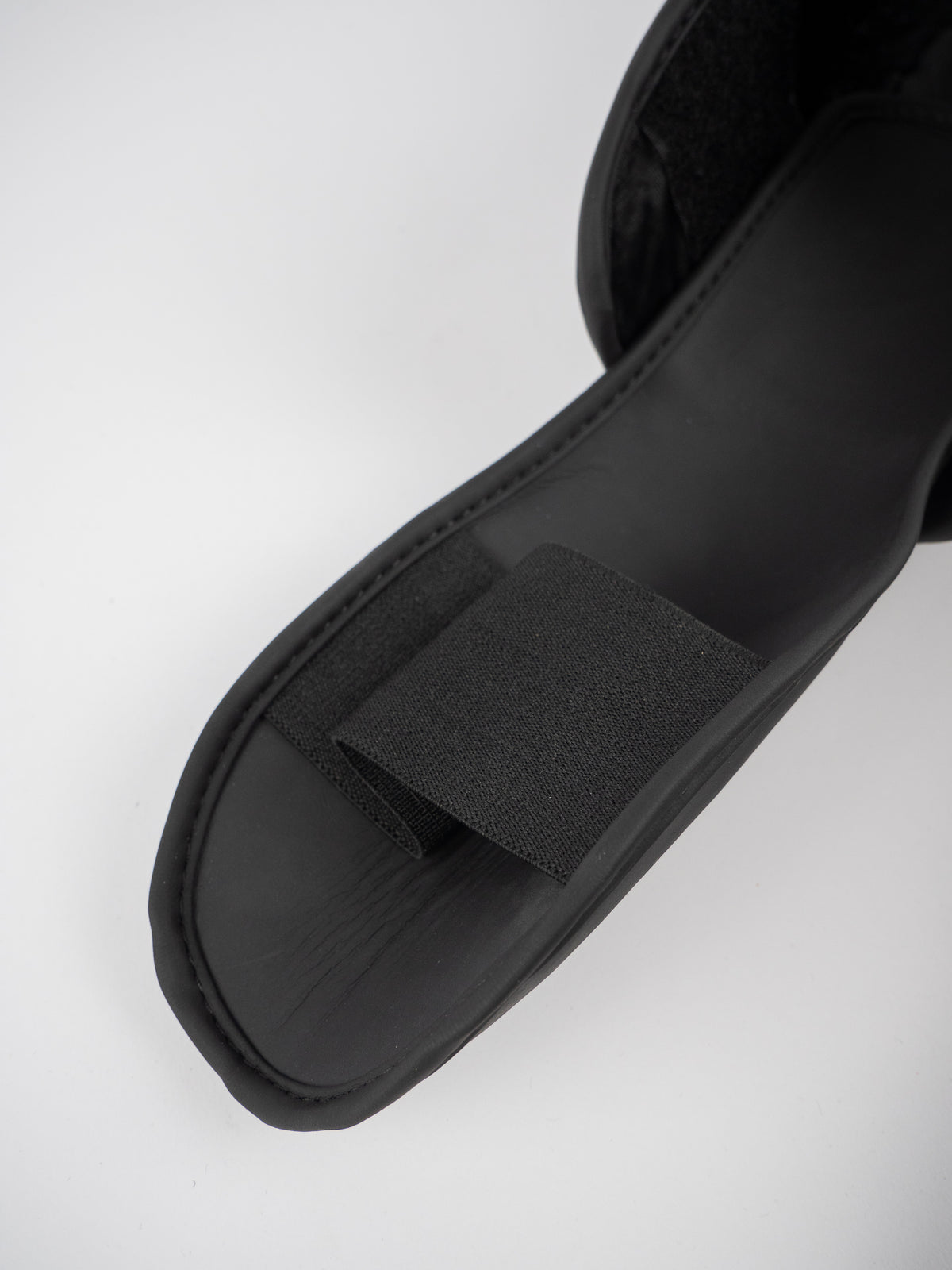 PRO DETACHABLE SHIN+FOOT PROTECTION BLACK